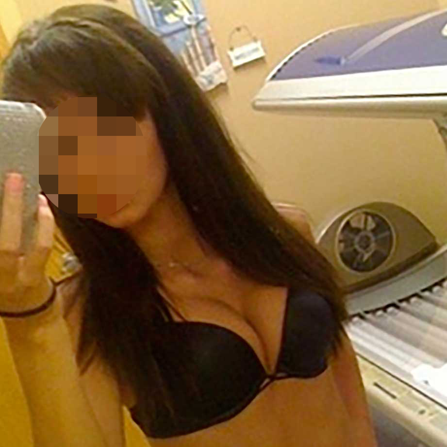 This Smoking Hot Freshman Dancer Is Ready To Have Some Fun